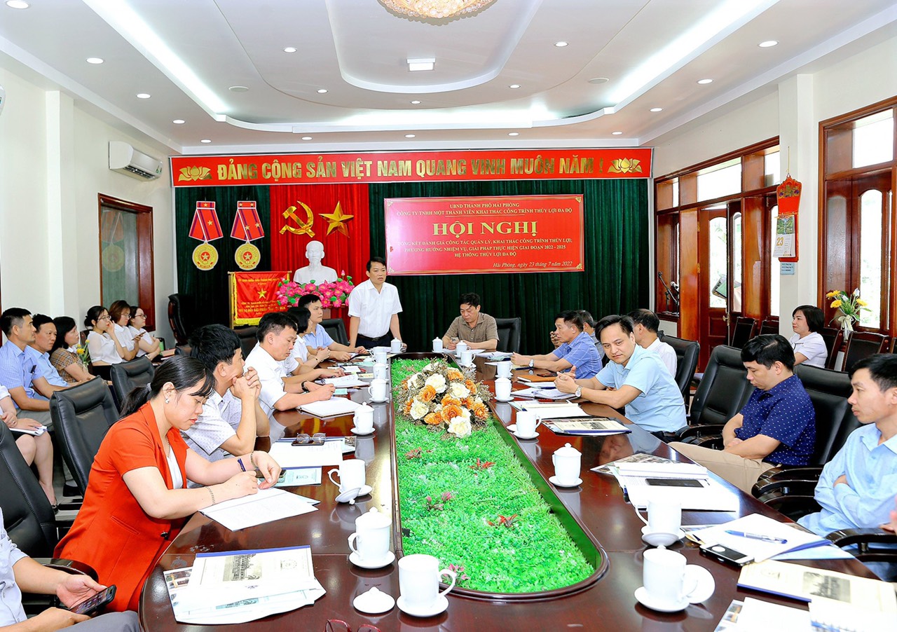 HỘI NGHỊ TỔNG KẾT ĐÁNH GIÁ CÔNG TÁC QUẢN LÝ KHAI THÁC CÔNG TRÌNH THỦY LỢI