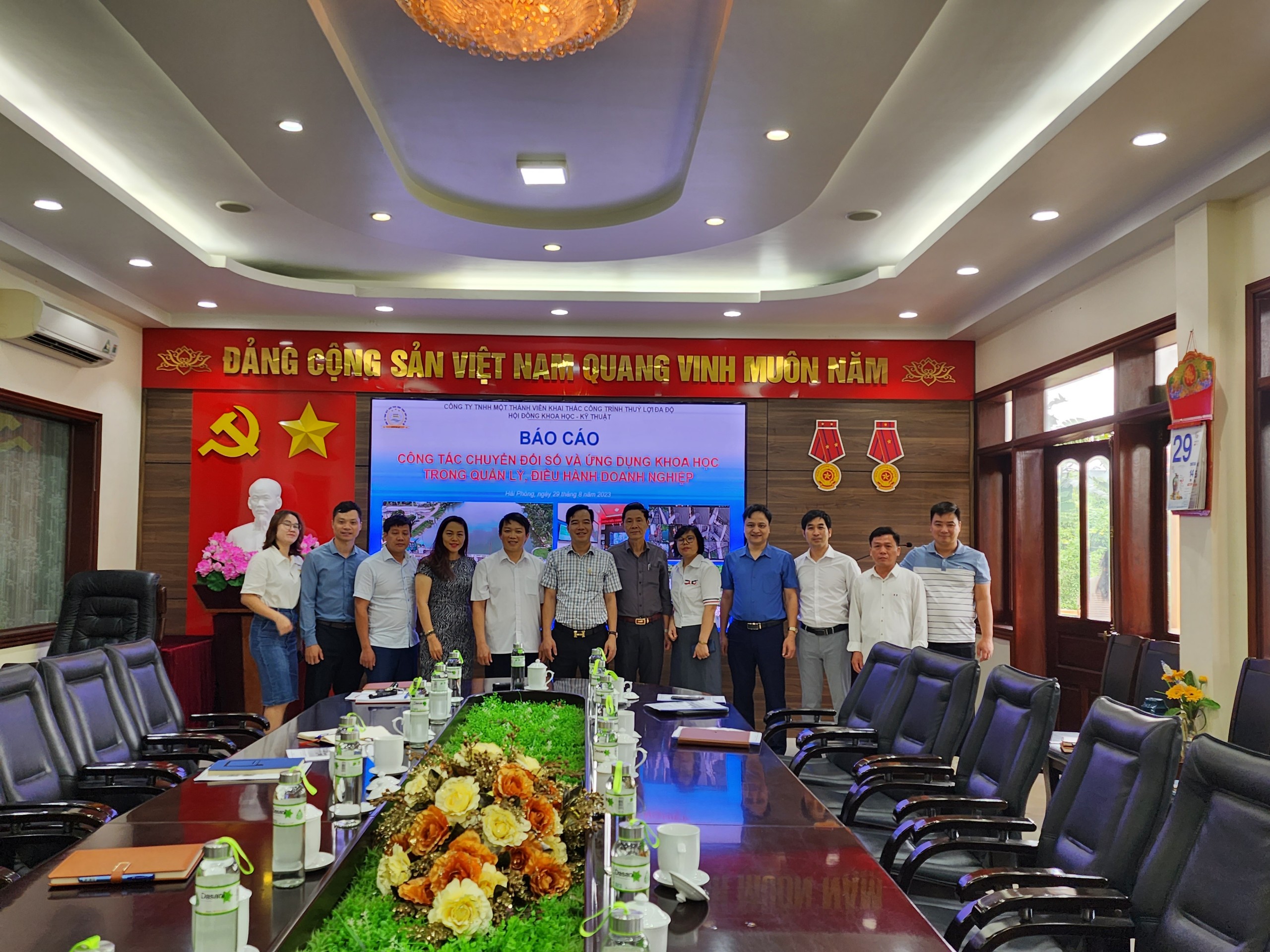CÔNG TÁC CHUYỂN ĐỔI SỐ VÀ ỨNG DỤNG KHOA HỌC TRONG CÔNG TÁC THỦY LỢI